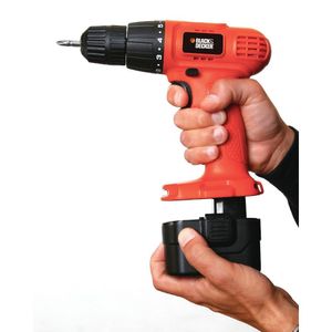 Parafusadeira Furadeira 9,6V Black & Decker CD961 Bivolt