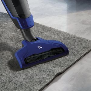 Aspirador de Pó Vertical Electrolux Dynamica 1000W DYN10
