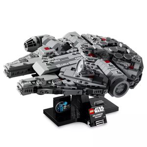 Lego Star Wars Nave Millennium Falcon 921 Peças - 75375