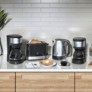 Cafeteira Elétrica Electrolux Inox 30 Xícaras Efficient ECM20