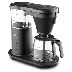 Cafeteira Elétrica Electrolux preta automática Expert CMP70