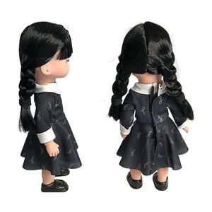 Boneca Vavazinha Com Mãozinha E Fantasminha (inspiração Série Wandinha)