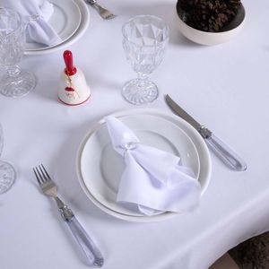 Toalha de Mesa Basic Lisa Oxford Decoração 1,45m x 1,40m para 4 Lugares - Branco