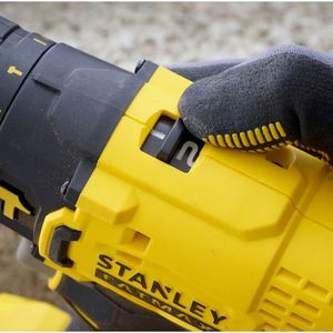 Furadeira Parafusadeira de Impacto Stanley 20V SCD711B