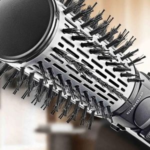 Escova Secadora Rotativa Conair Diamond Rotating 2735ABR 900w Preto E Prata - 110V