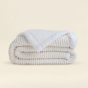 Edredom Sherpa Canelado Off White - A\CASA