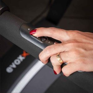Esteira Evox Amortecedores Para Altos Impactos RTX8215 110V