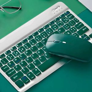 Kit com Teclado Sem Fio e Mouse Recarregável Verde Escuro