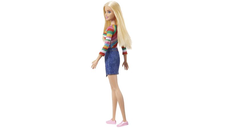 Boneca Barbie Malibu com Acessórios